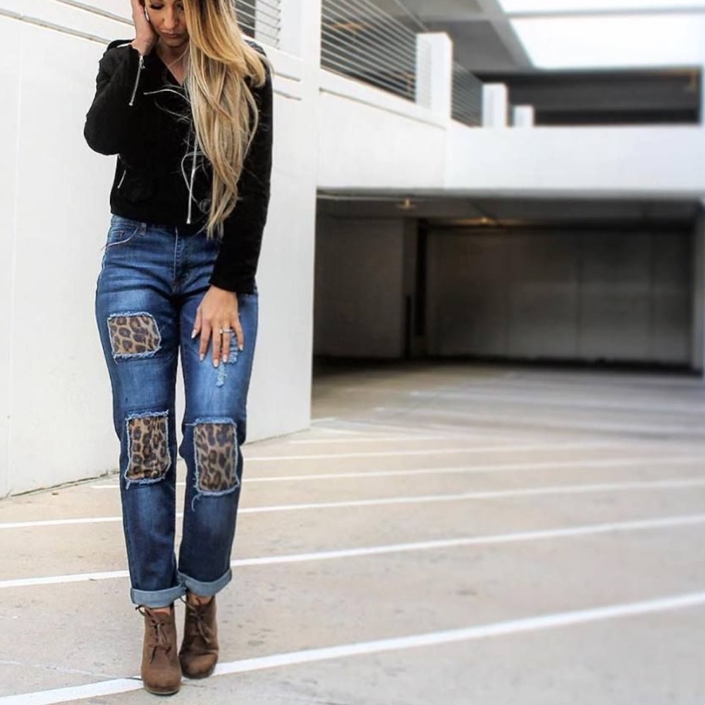 HOST PICK L&B JEANS DISTRESSED LEOPARD SIZE 24